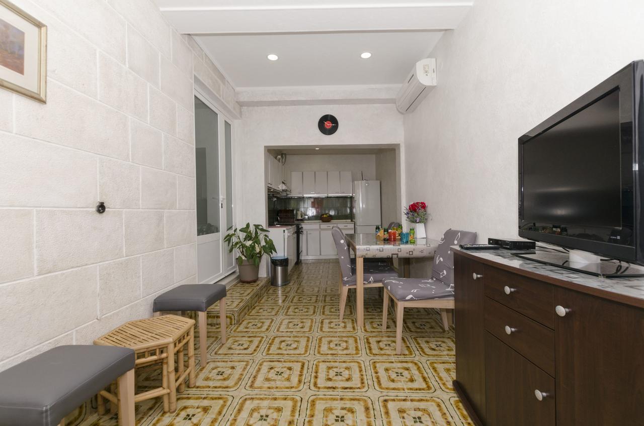 Apartments Tanja Baška Voda Kamer foto