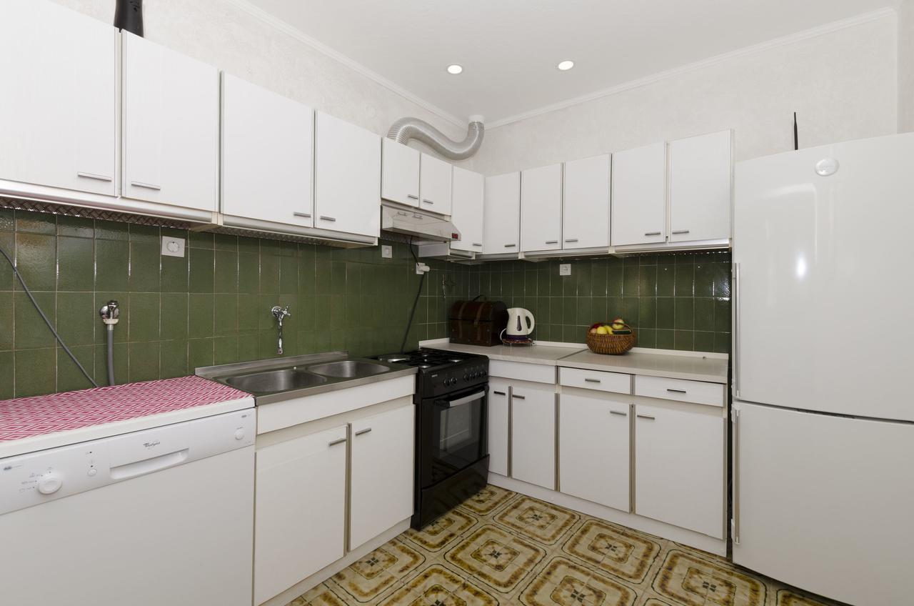Apartments Tanja Baška Voda Kamer foto